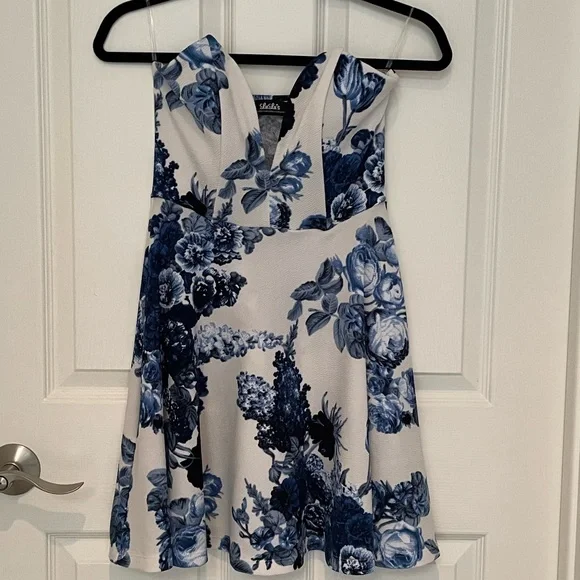 Lulus Dresses Lulus Strapless Blue Floral Dress Size Small